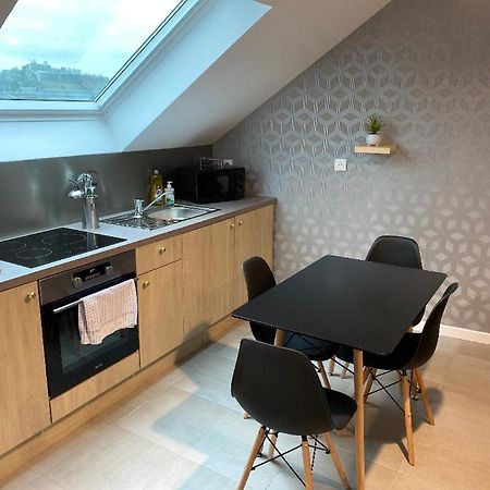 Appartement Chaleureux Wifi Et Parking Gratuit Givet Exterior photo